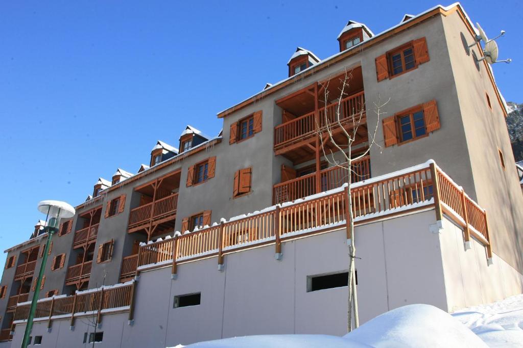 Residence Nemea Les Chalets D'Estive Каутерец Екстериор снимка